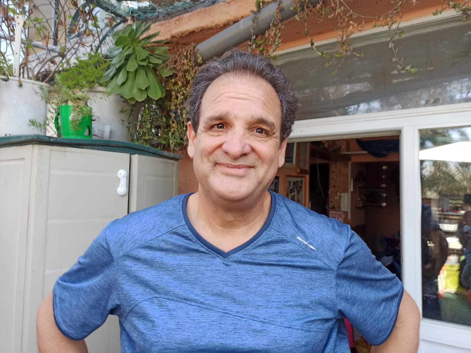 הוגו חבר צוות תמונה